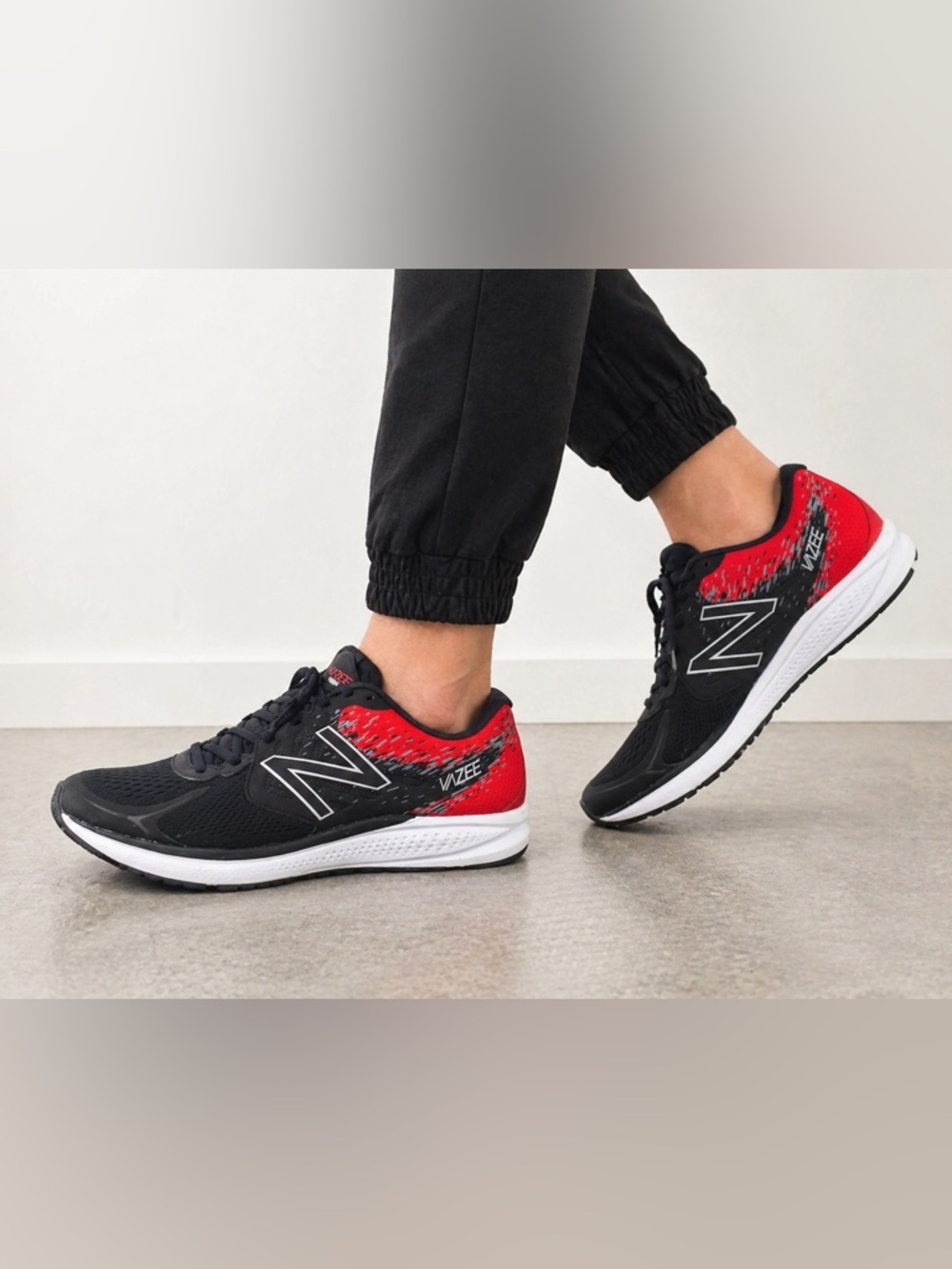 New Balance Vazee Running Shoes Black Red Men’s 11 Lightweight - Picture 2 of 15